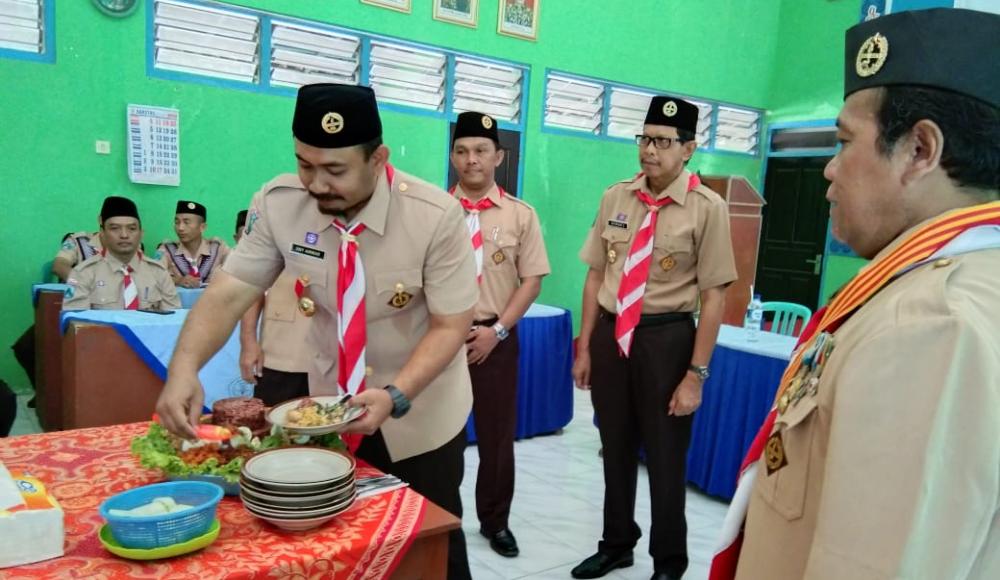 Kak Ony Anwar Menjadi Pembina Apel Hari Pramuka Ke-58 Kwarcab Ngawi ...